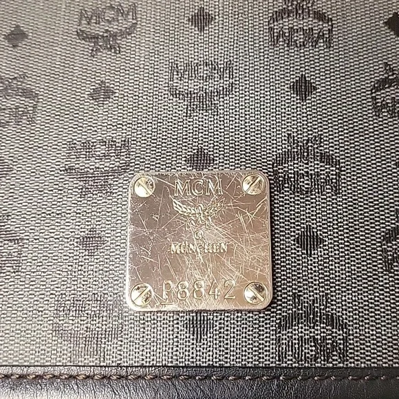 MCM Messenger Bag - Picture 2 of 12